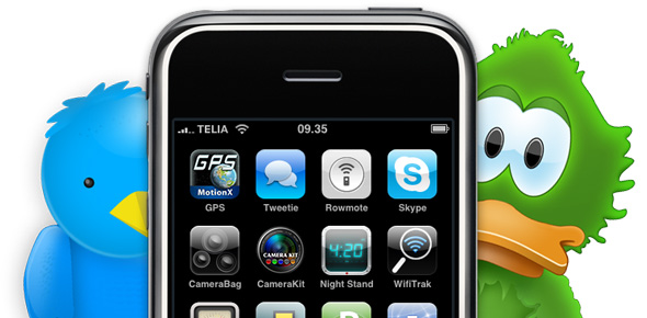Bakgrundsprocesser i Iphone Adium och Twitter tittar fram bakom en Iphone